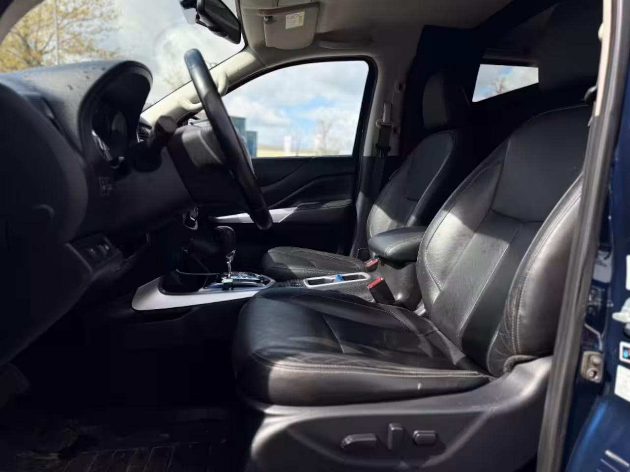 Nissan Navara 2.3 DCI 190PK A/T CAMERA CARPLAY TREKHAAK 3500KG