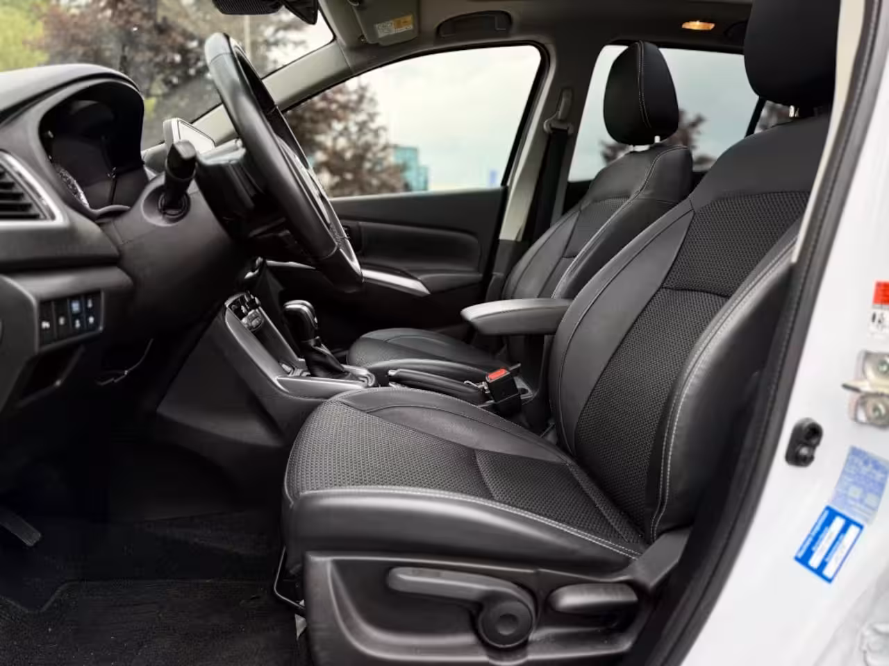 Suzuki S-Cross 1.5 HYBRID STYLE A/T PANO CARPLAY 360 CAMERA ADD. CRUISE