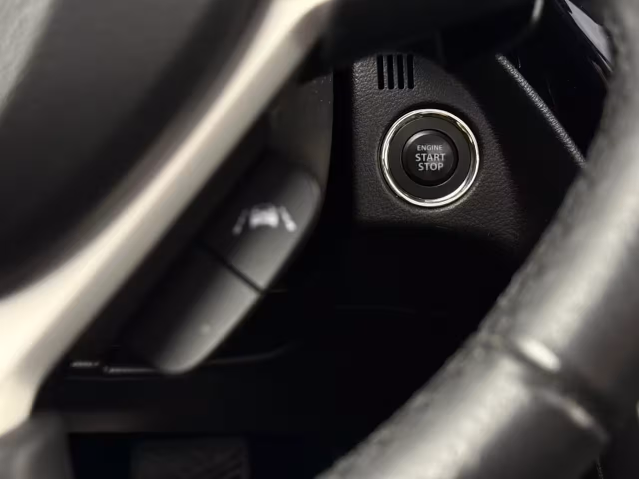 Suzuki S-Cross 1.5 HYBRID STYLE A/T PANO CARPLAY 360 CAMERA ADD. CRUISE