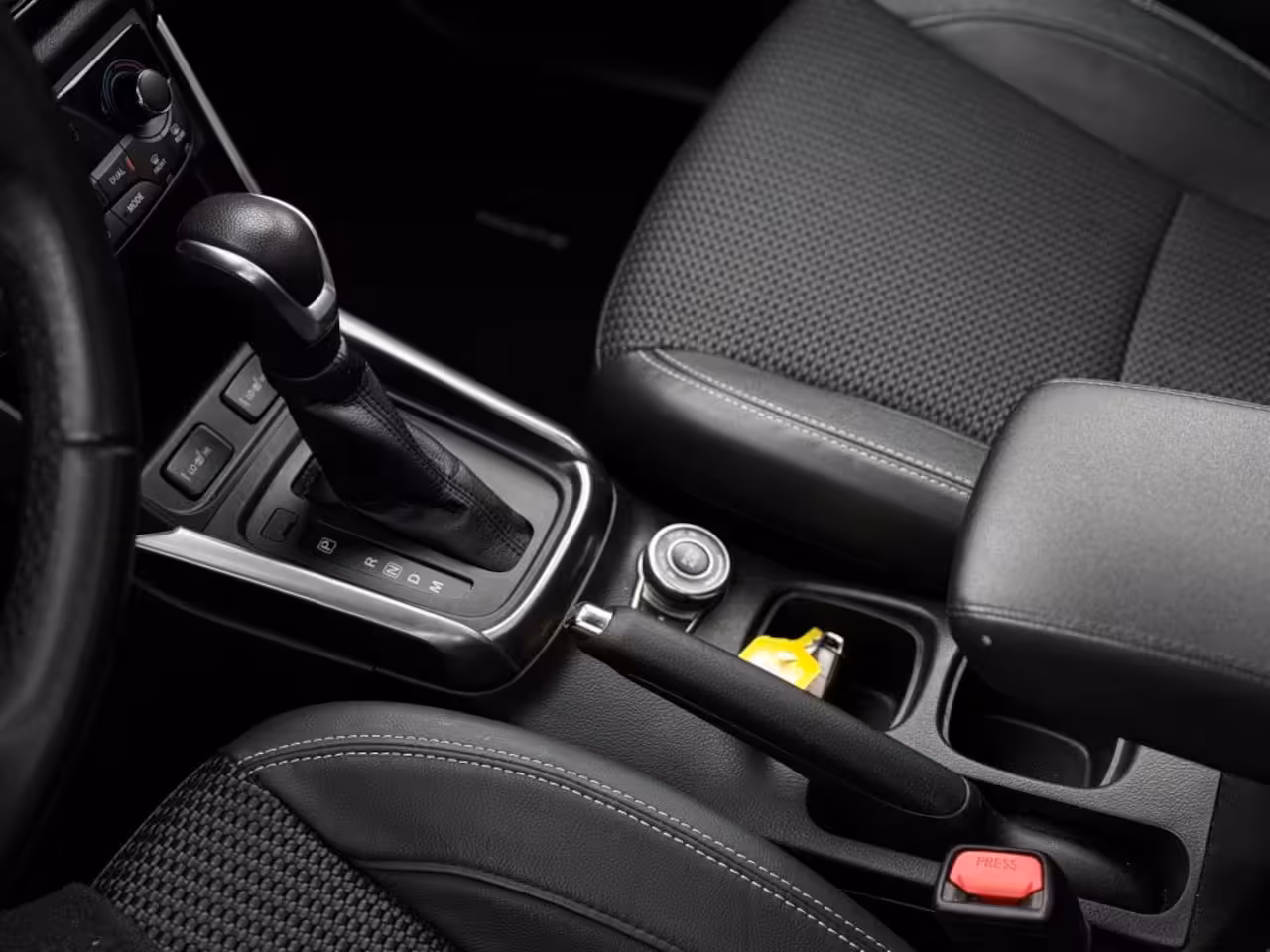 Suzuki S-Cross 1.5 HYBRID STYLE A/T PANO CARPLAY 360 CAMERA ADD. CRUISE