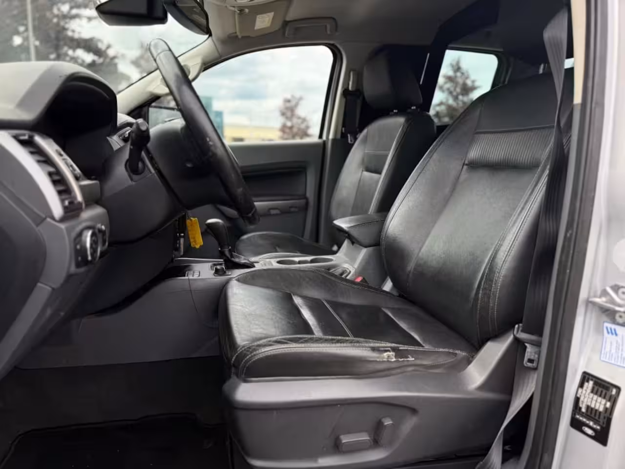 Ford Ranger 3.2 TDCI LIMITED AUTOMAAT LEER NAVI TREKHAAK 3500KG