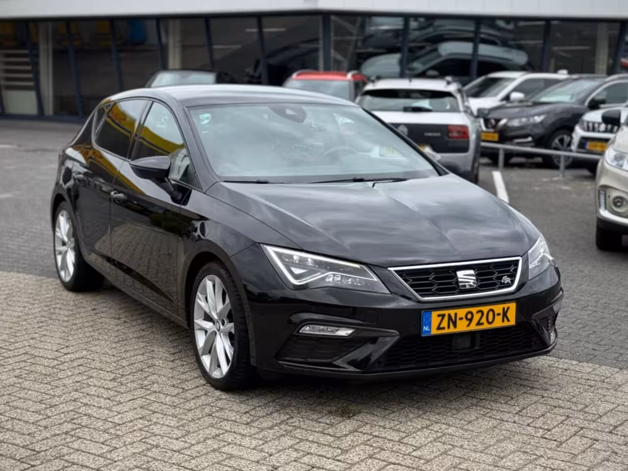 Seat Leon 1.5TSI FR VIRTUAL DASHBOARD KEYLESS CAMERA ADD.CRUISE TREKHAAK