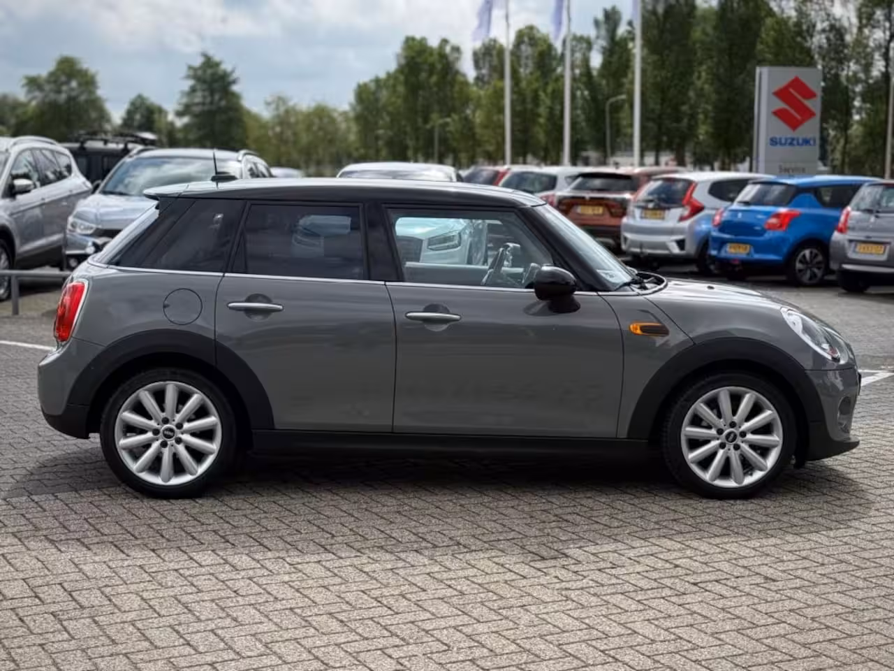 Mini Cooper 1.5 136PK AUTOMAAT NAVI CRUISE