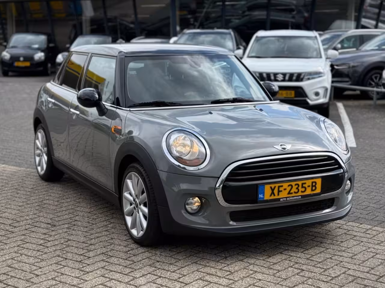 Mini Cooper 1.5 136PK AUTOMAAT NAVI CRUISE