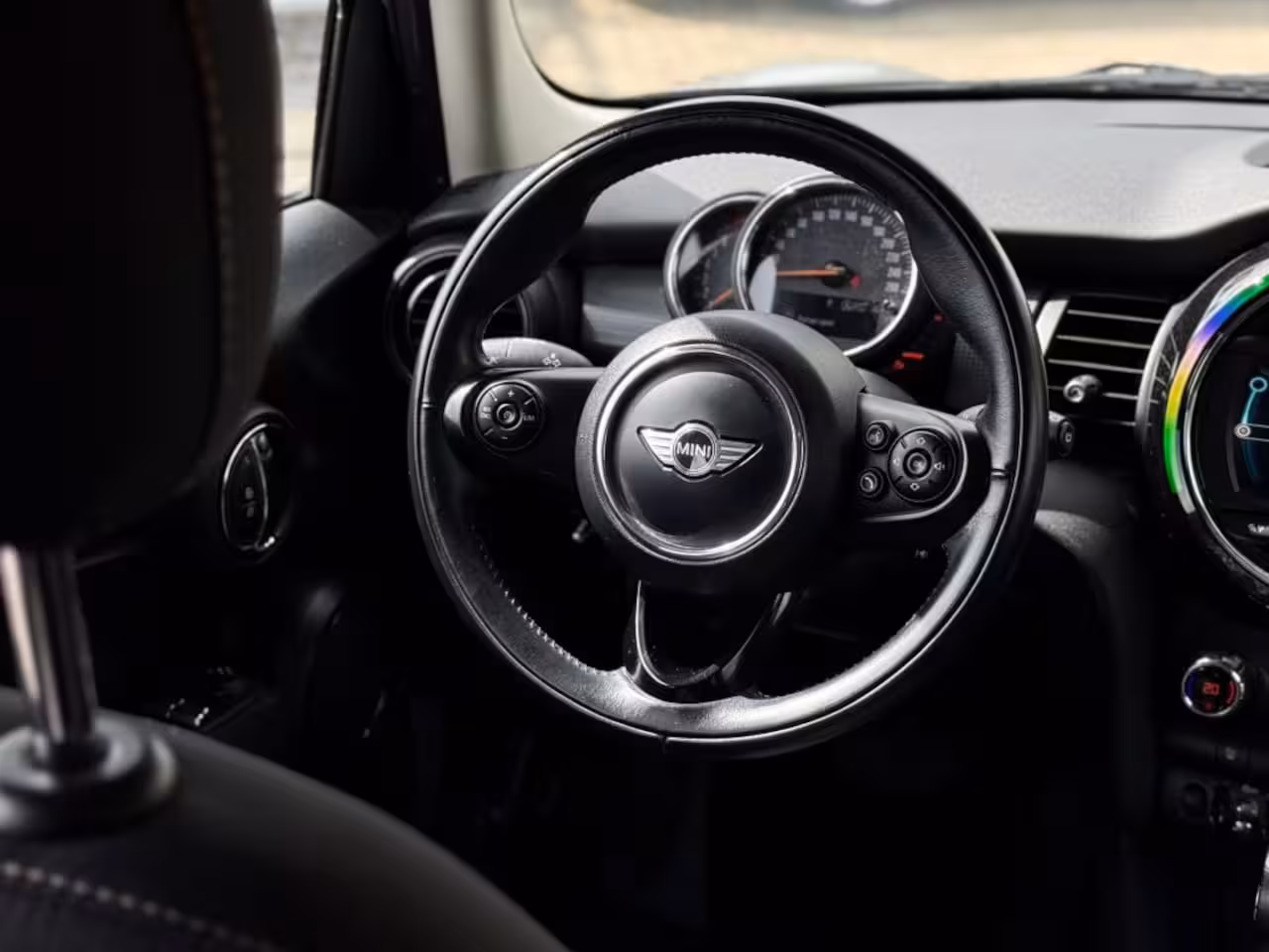 Mini Cooper 1.5 136PK AUTOMAAT NAVI CRUISE