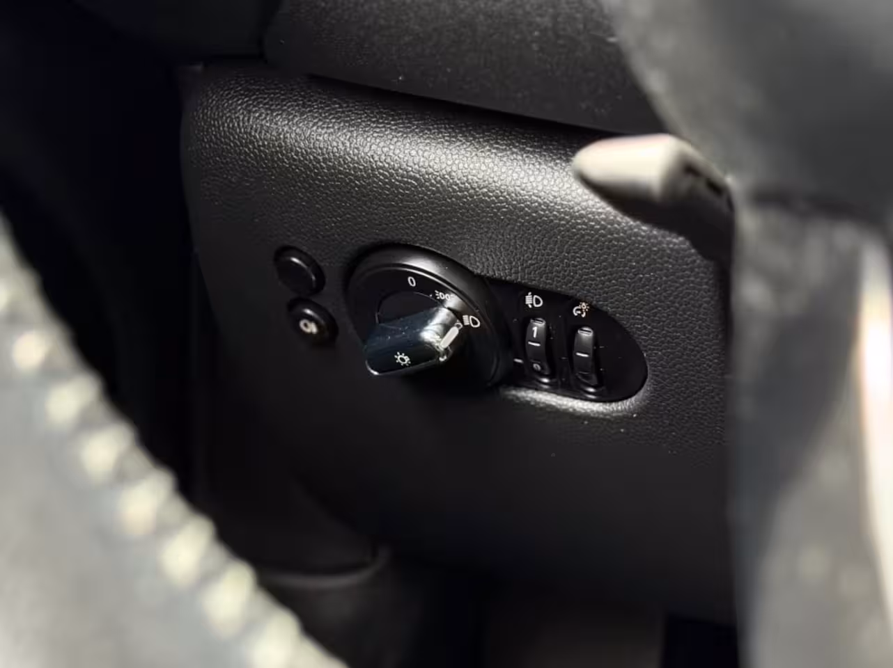 Mini Cooper 1.5 136PK AUTOMAAT NAVI CRUISE