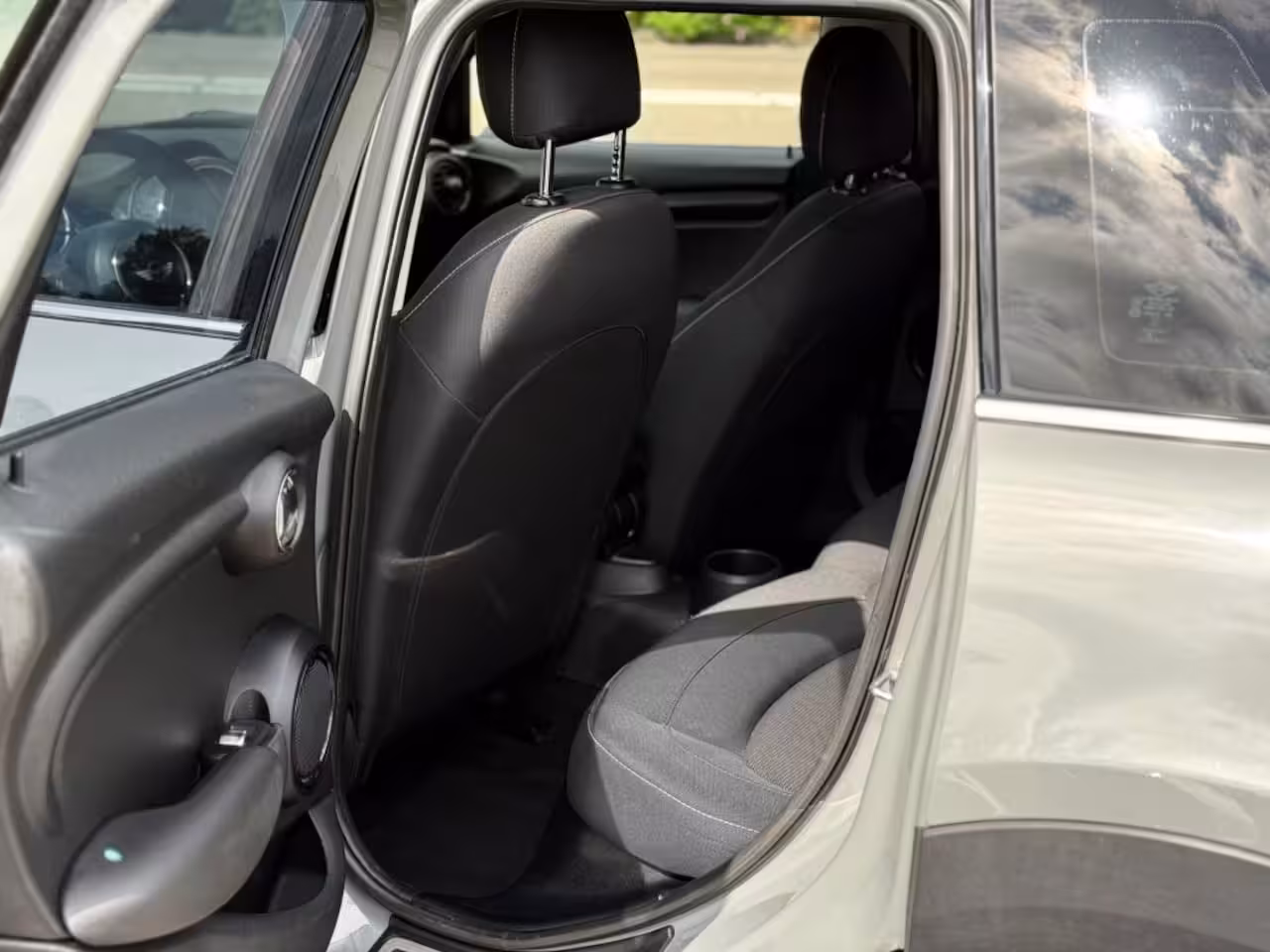 Mini Cooper 1.5 136PK AUTOMAAT NAVI CRUISE