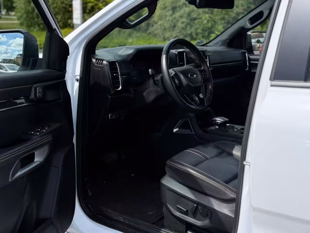 Ford Ranger 3.0 V6 240 PK KEYLESS WILDTRAK ELEKTRISCH ROLLUIK