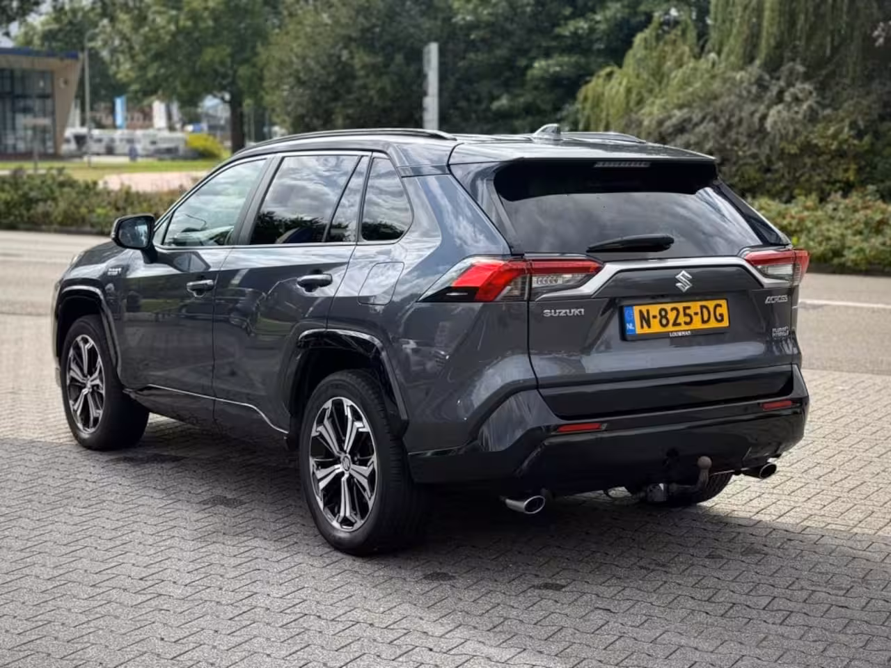 Suzuki Across 2.5 PLUG-IN STYLE TREKHAAK CARPLAY SENSOREN STOEL EN STUURVERWARMING