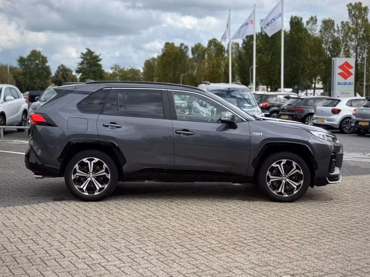 Suzuki Across 2.5 PLUG-IN STYLE TREKHAAK CARPLAY SENSOREN STOEL EN STUURVERWARMING