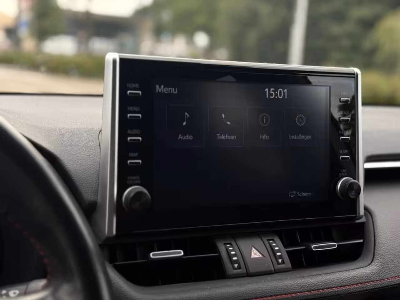 Suzuki Across 2.5 PLUG-IN STYLE TREKHAAK CARPLAY SENSOREN STOEL EN STUURVERWARMING