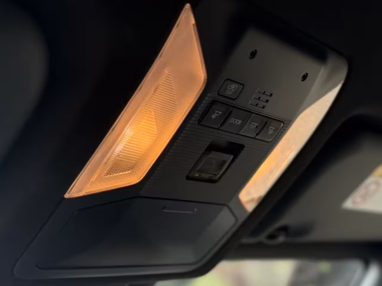 Suzuki Across 2.5 PLUG-IN STYLE TREKHAAK CARPLAY SENSOREN STOEL EN STUURVERWARMING
