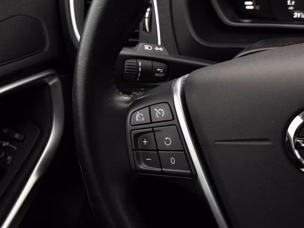Volvo V40 Cross Country 1.5 T3 A/T TREKHAAK