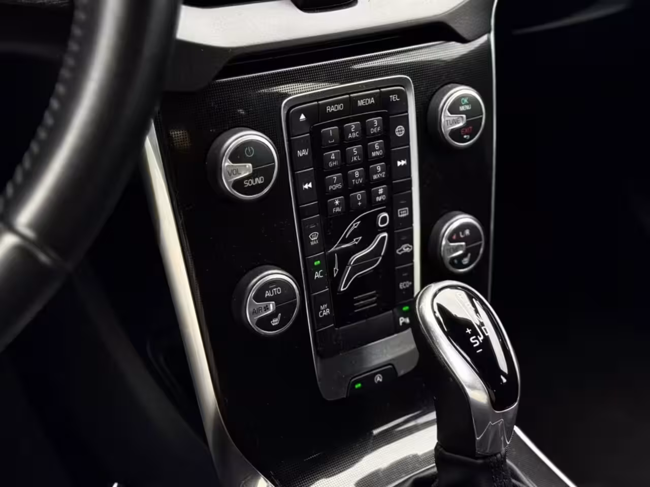 Volvo V40 Cross Country 1.5 T3 A/T TREKHAAK