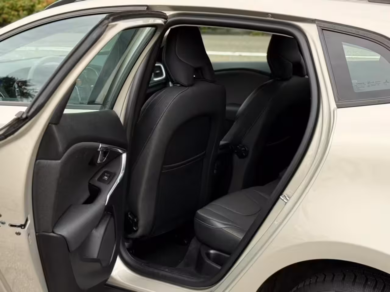 Volvo V40 Cross Country 1.5 T3 A/T TREKHAAK