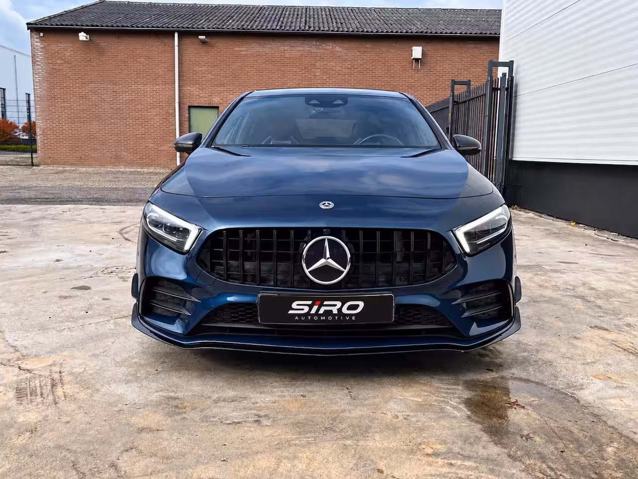 Mercedes-Benz A-klasse AMG 35 4MATIC Premium * Edition * Pano * Carplay * Head-up * Burmeister * Camera