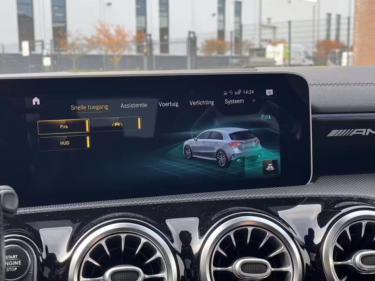 Mercedes-Benz A-klasse AMG 35 4MATIC Premium * Edition * Pano * Carplay * Head-up * Burmeister * Camera