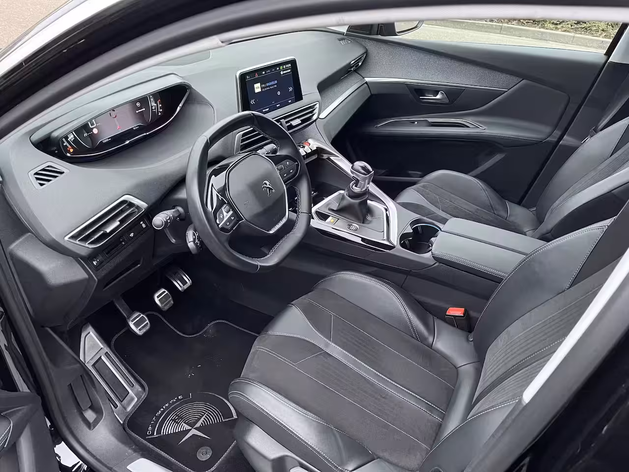 Peugeot 3008 1.2 PureTech Crossway * Carplay * Camera * Garantie * Nieuwe Distributieriem