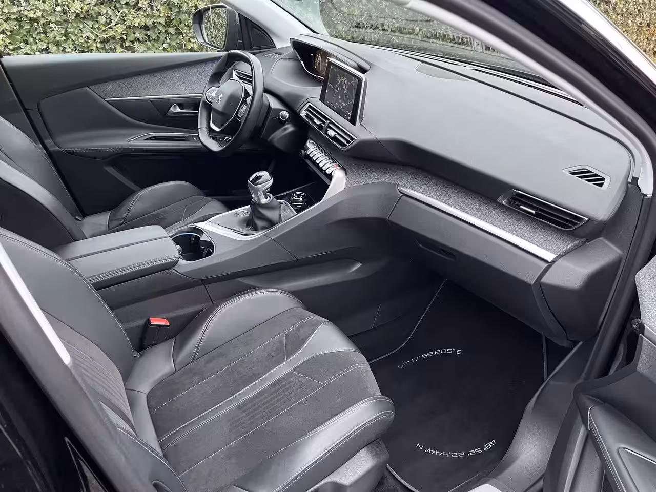 Peugeot 3008 1.2 PureTech Crossway * Carplay * Camera * Garantie * Nieuwe Distributieriem