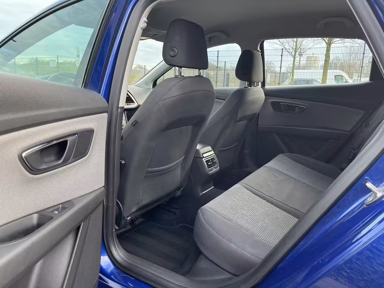 Seat Leon 1.0 TSI Style Business * Carplay * Led * Garantie * Navi