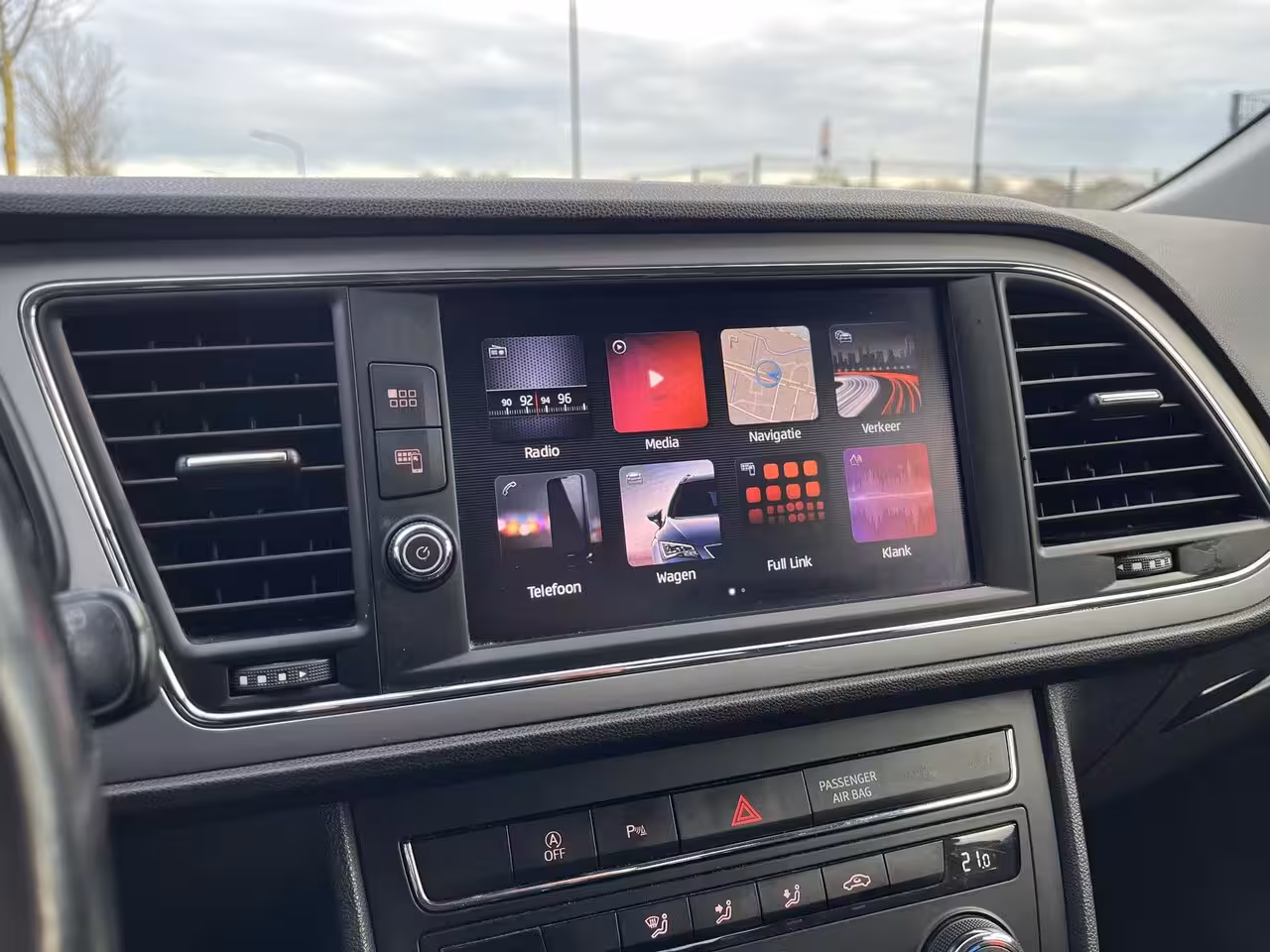 Seat Leon 1.0 TSI Style Business * Carplay * Led * Garantie * Navi