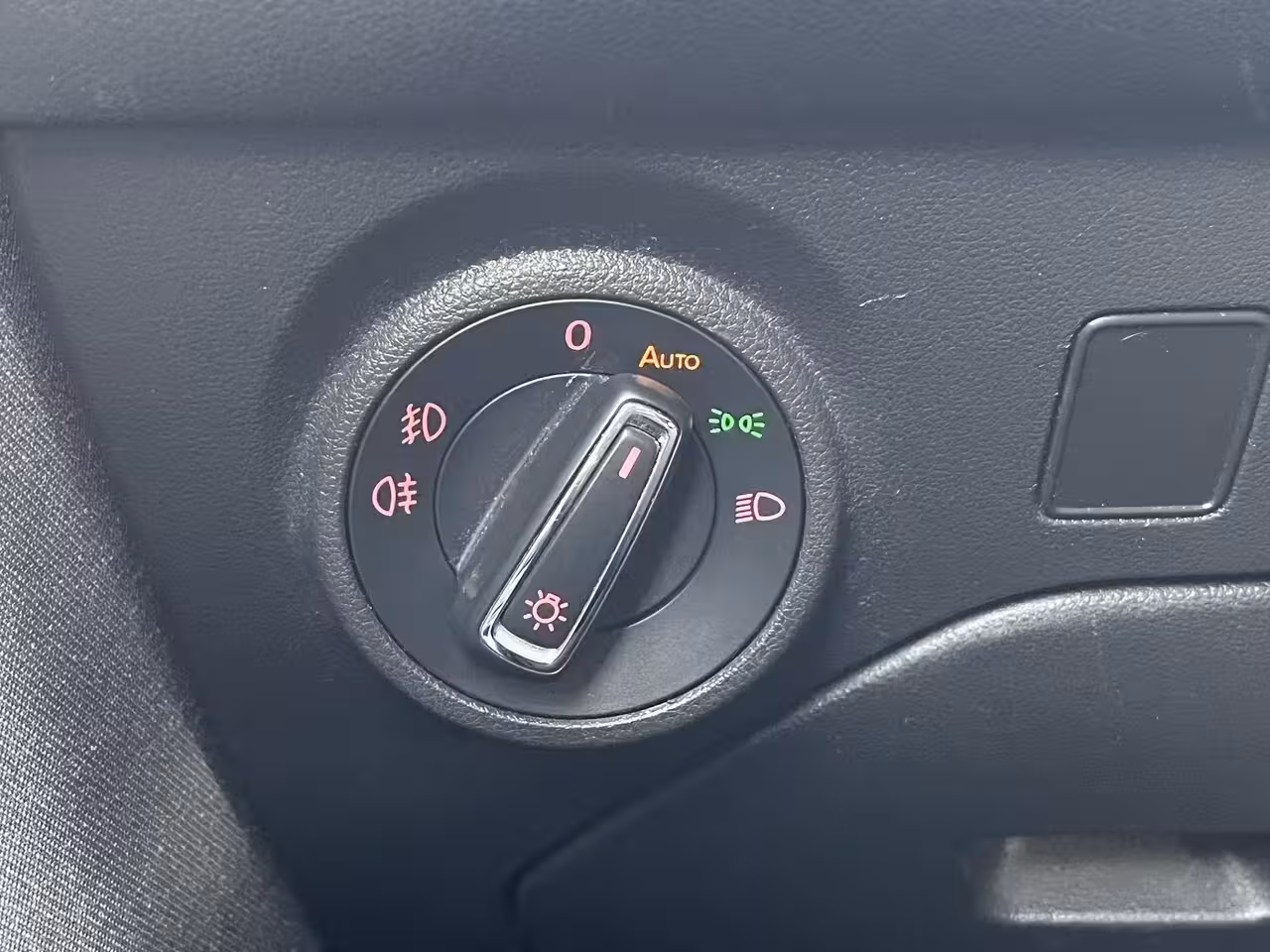 Seat Leon 1.0 TSI Style Business * Carplay * Led * Garantie * Navi