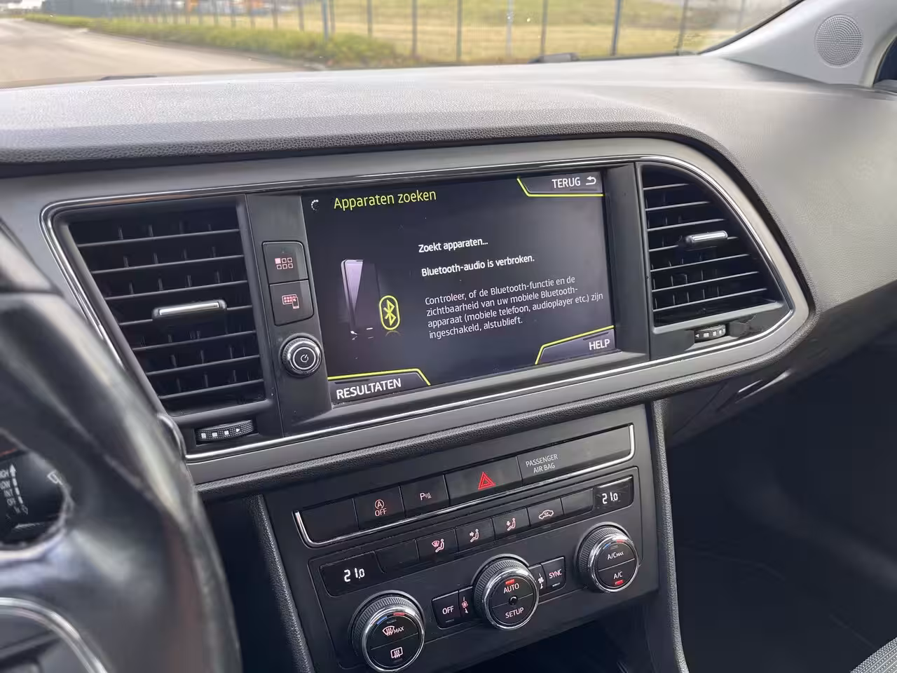 Seat Leon 1.0 TSI Style Business * Carplay * Led * Garantie * Navi