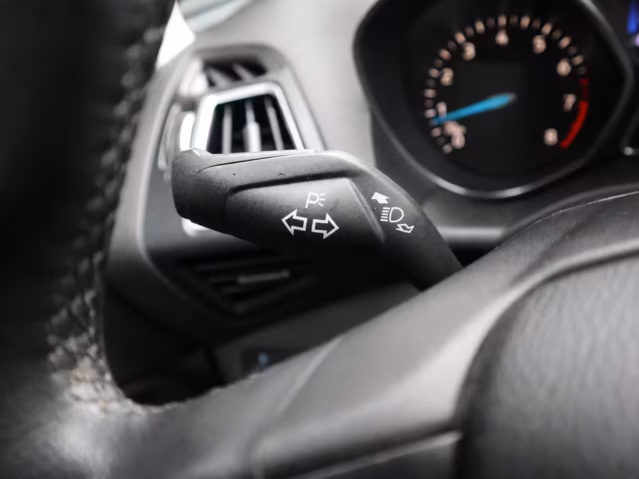 Ford C-Max 1.5 EcoBoost | Dealer ond. | Clima | Cruise | Multimedia | PDC | Trekhaak |