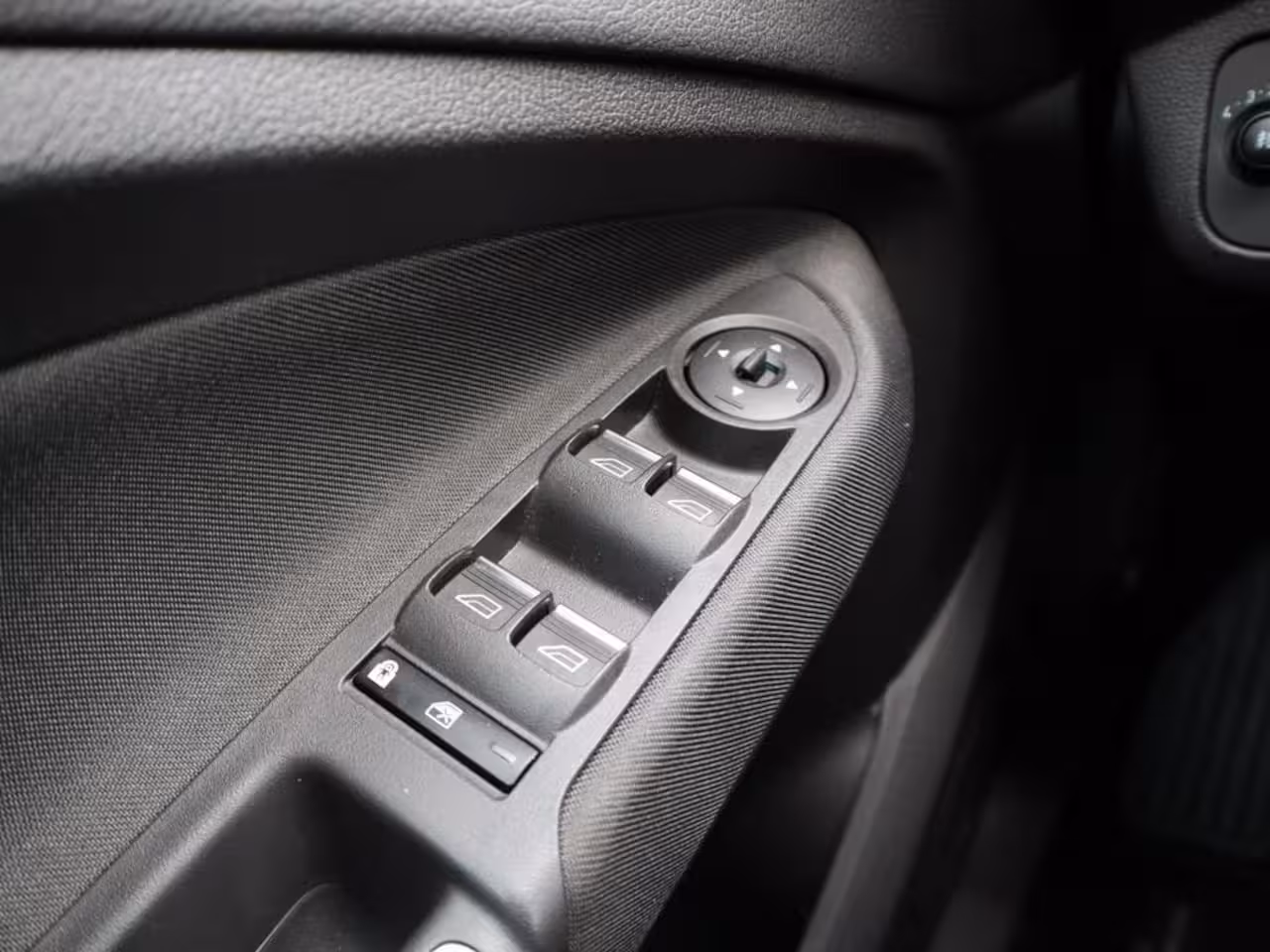 Ford C-Max 1.5 EcoBoost | Dealer ond. | Clima | Cruise | Multimedia | PDC | Trekhaak |