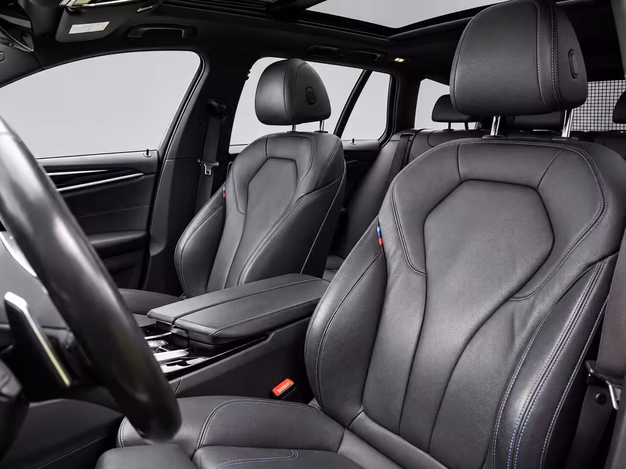 BMW 5-serie Touring 530i High Executive M-Sport | Clima | Adapt. Cruise | Multimedia/Navi | Pano | Leder| PDC