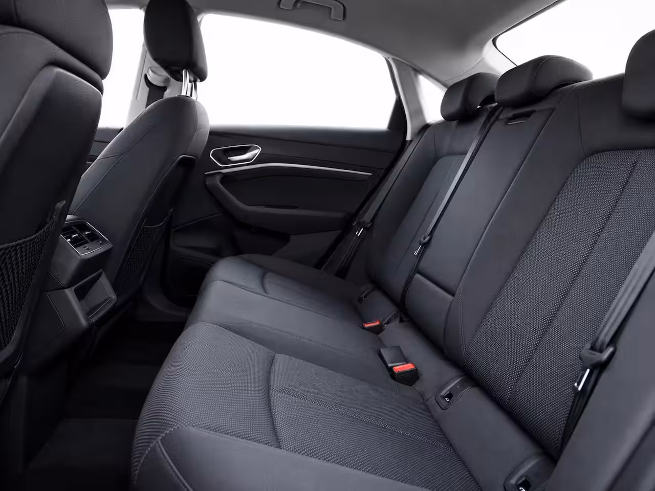Audi e-tron Sportback 55 quattro Business edition 95 kWh | Clima | Cruise | Multimedia/Navi | Suur/-stoelverwarm