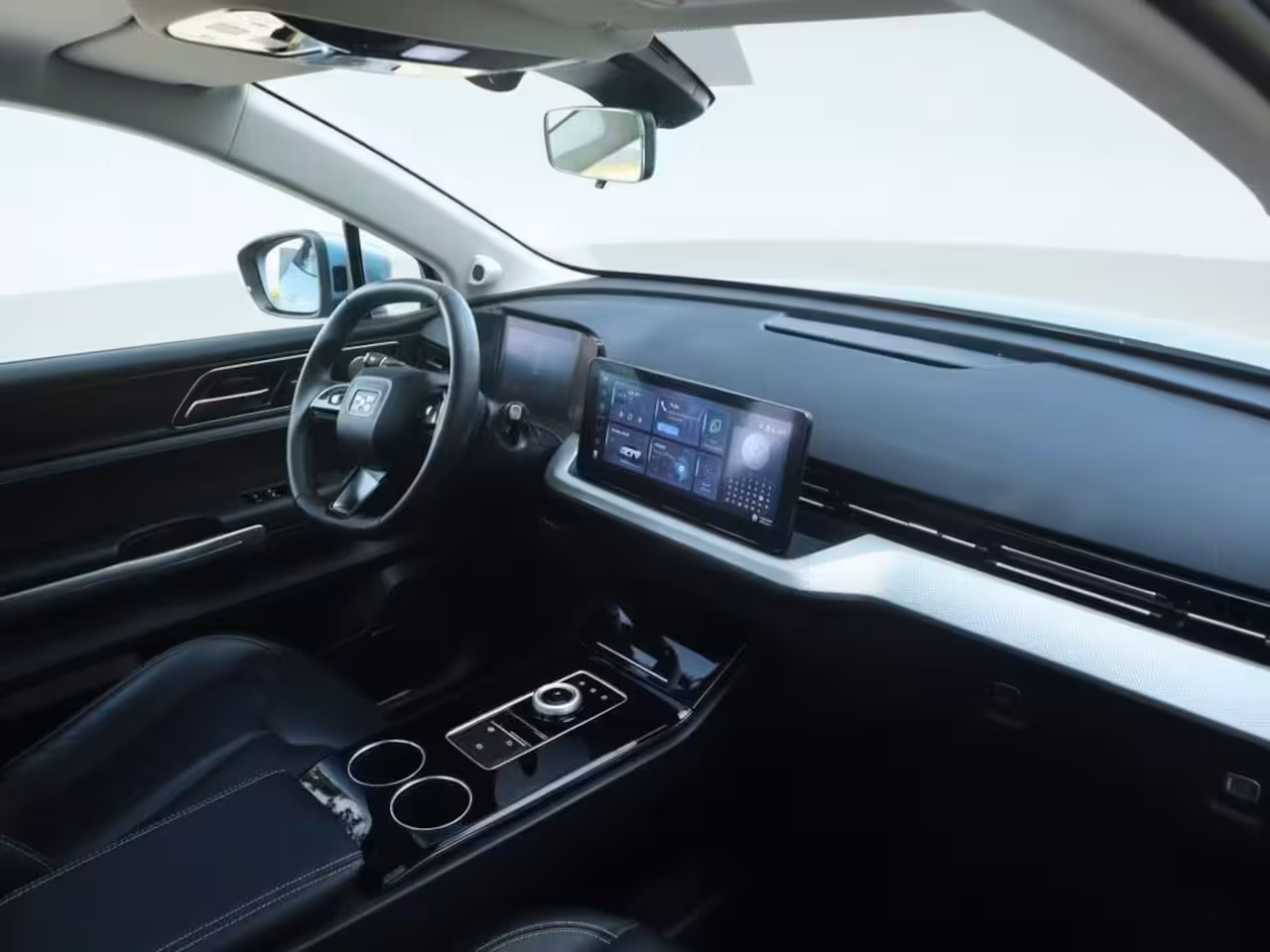 Aiways U5 63kWh Premium | Clima | Cruise | Multimedia/Navi | Pano | Leder | Stoelverwarming | PDC +