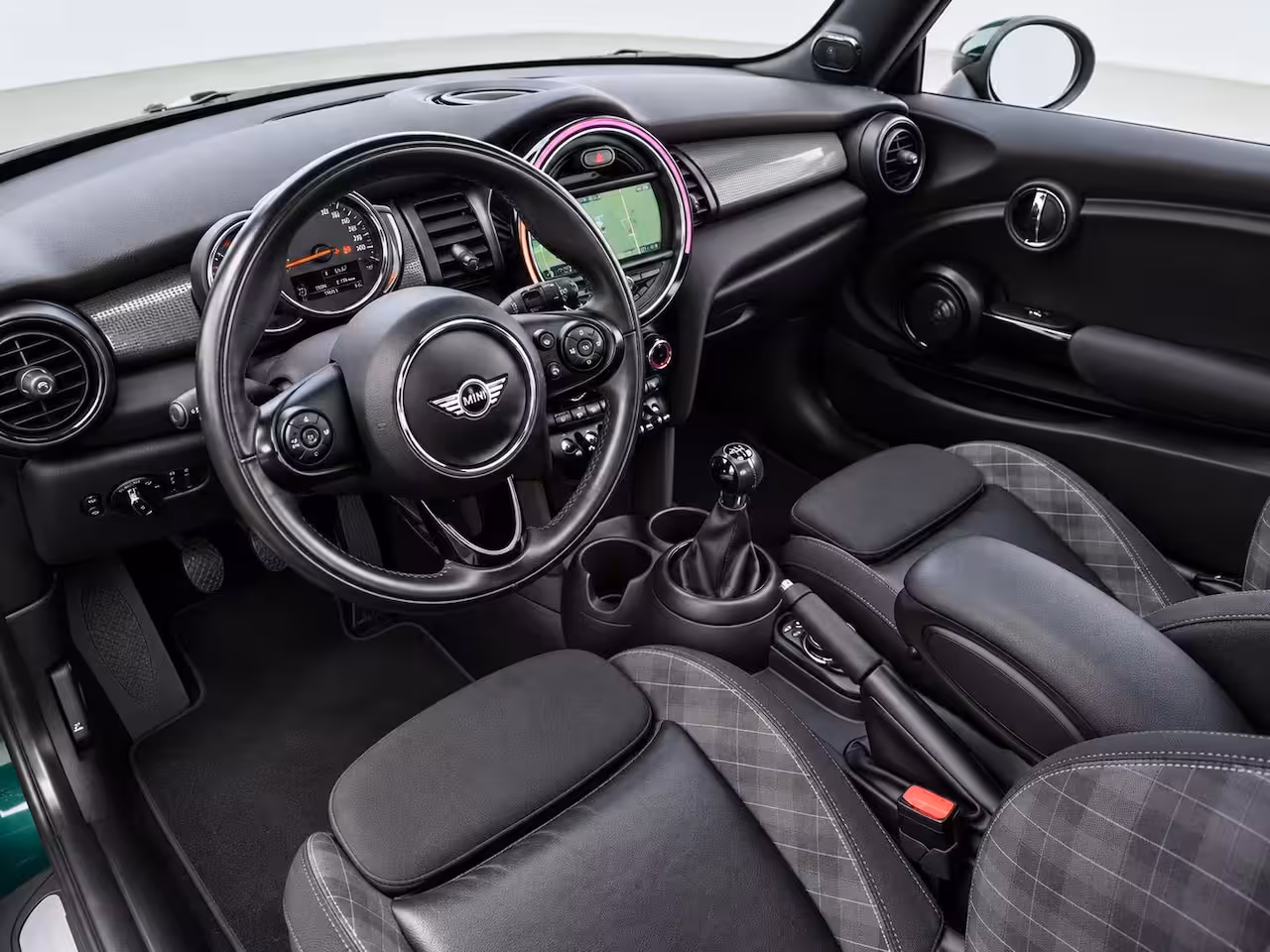 Mini 3-Deurs 1.5 Cooper Chili | Pano | Clima | Cruise | Multimedia/Navi | Stoelverwarming | PDC |