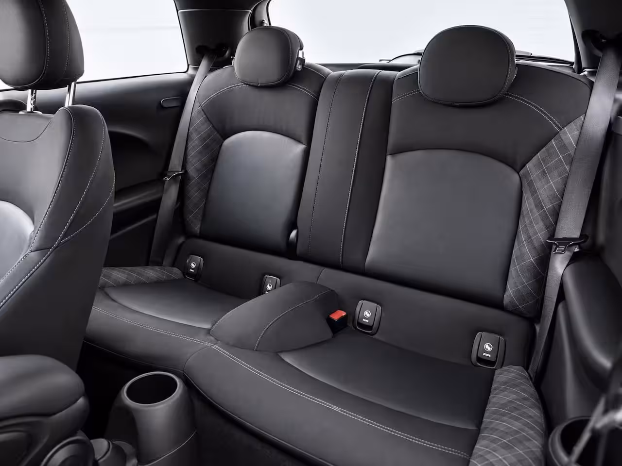Mini 3-Deurs 1.5 Cooper Chili | Pano | Clima | Cruise | Multimedia/Navi | Stoelverwarming | PDC |
