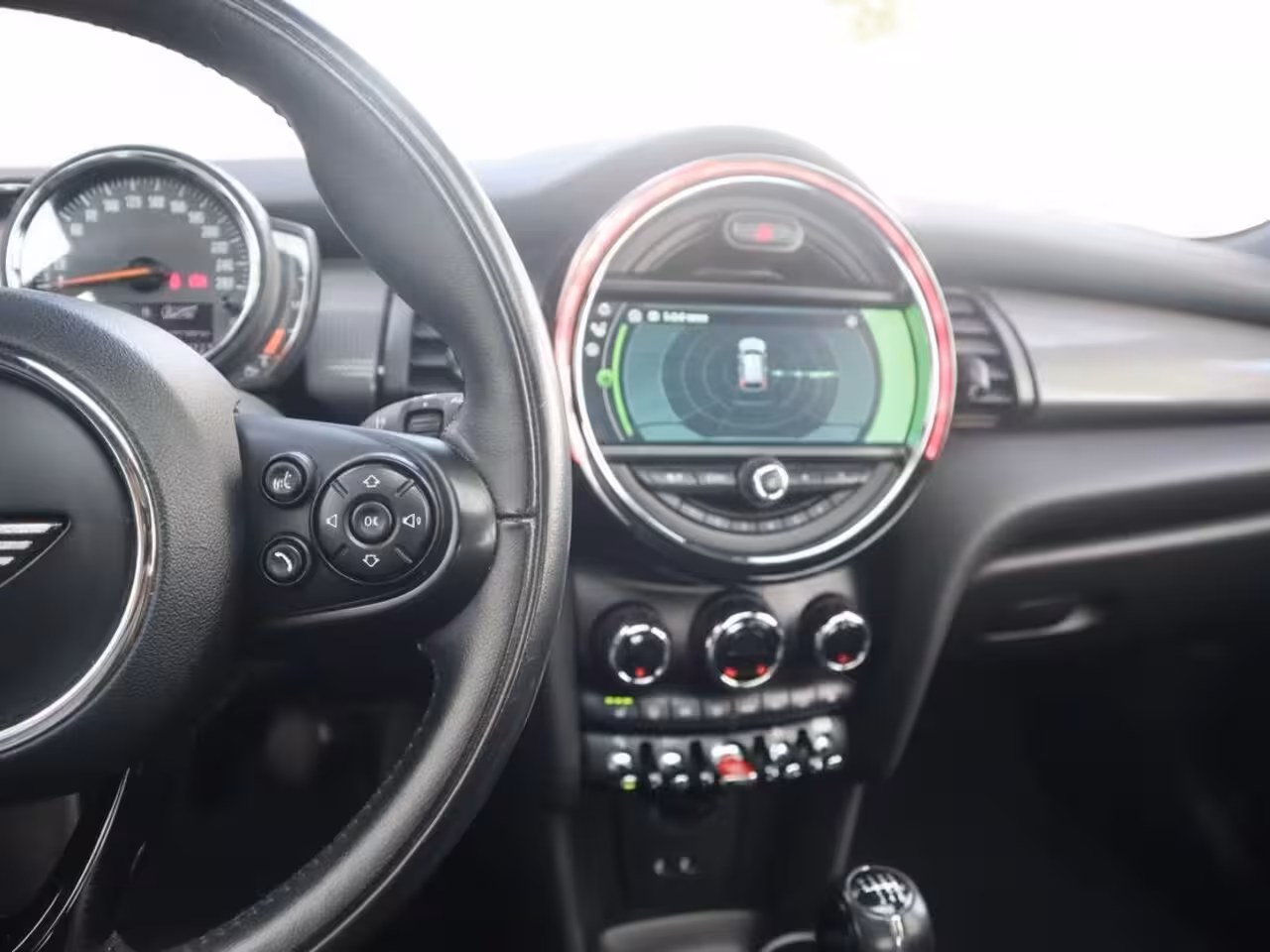 Mini 3-Deurs 1.5 Cooper Chili | Pano | Clima | Cruise | Multimedia/Navi | Stoelverwarming | PDC |