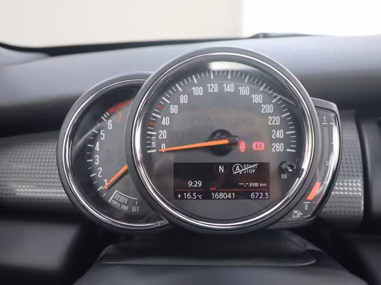 Mini 3-Deurs 1.5 Cooper Chili | Pano | Clima | Cruise | Multimedia/Navi | Stoelverwarming | PDC |