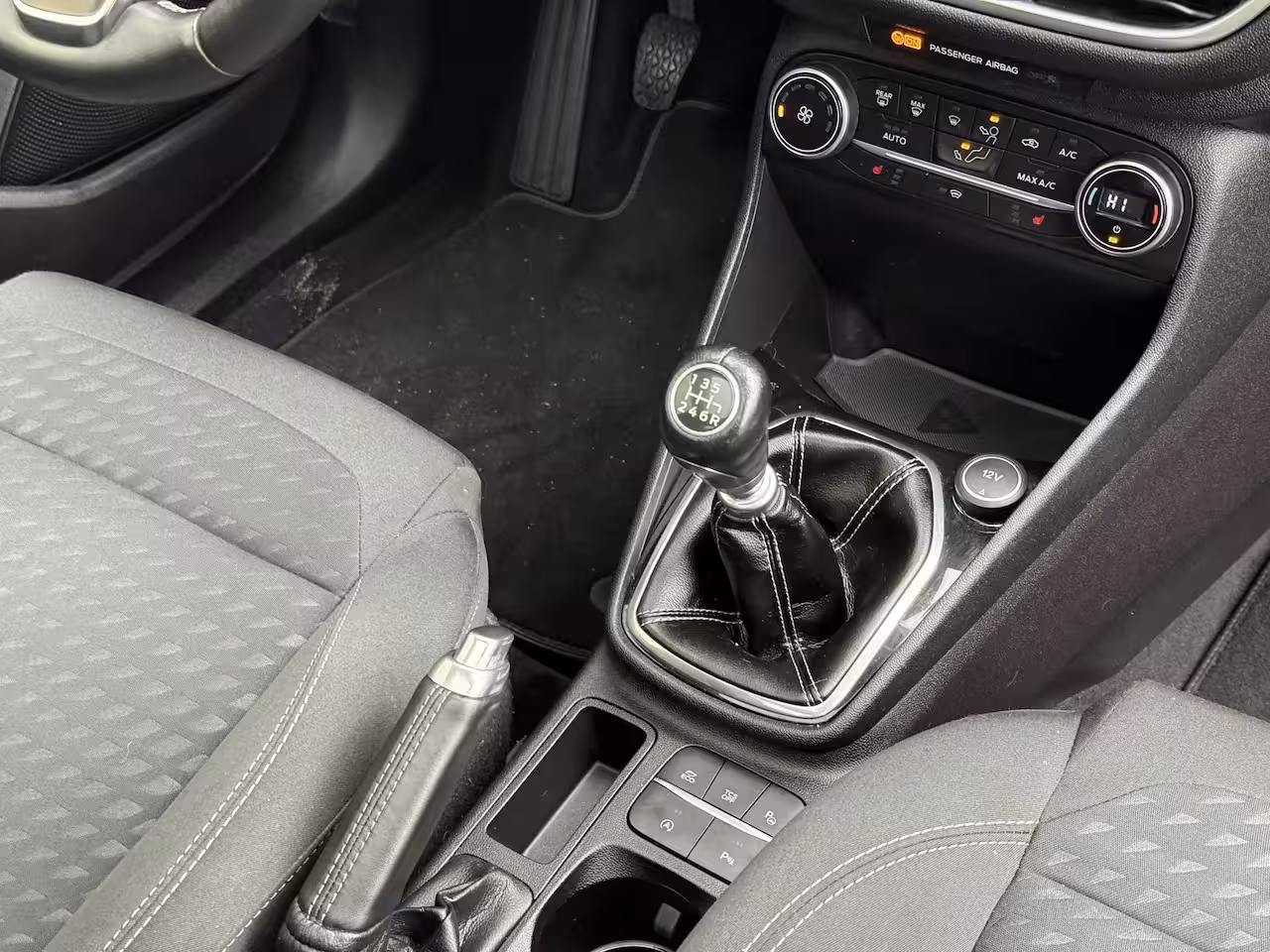 Ford Fiesta 1.0 EcoBoost Titanium, CarPlay, Panoramadak