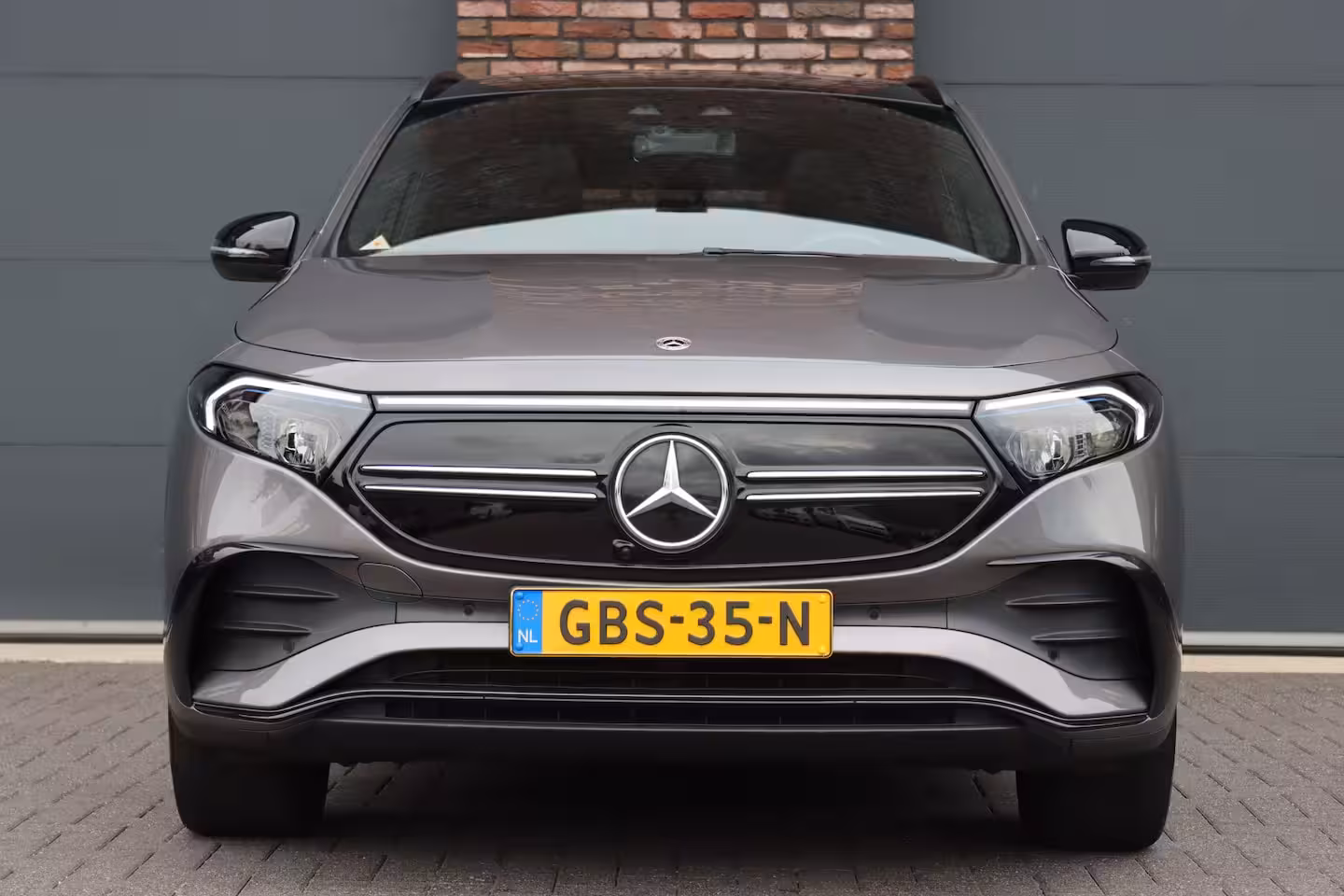 Mercedes-Benz EQA 250 Sport Edition 67 kWh | Panoramadak | Trekhaak | Widescreen | Keyless Go | Camera | Dod