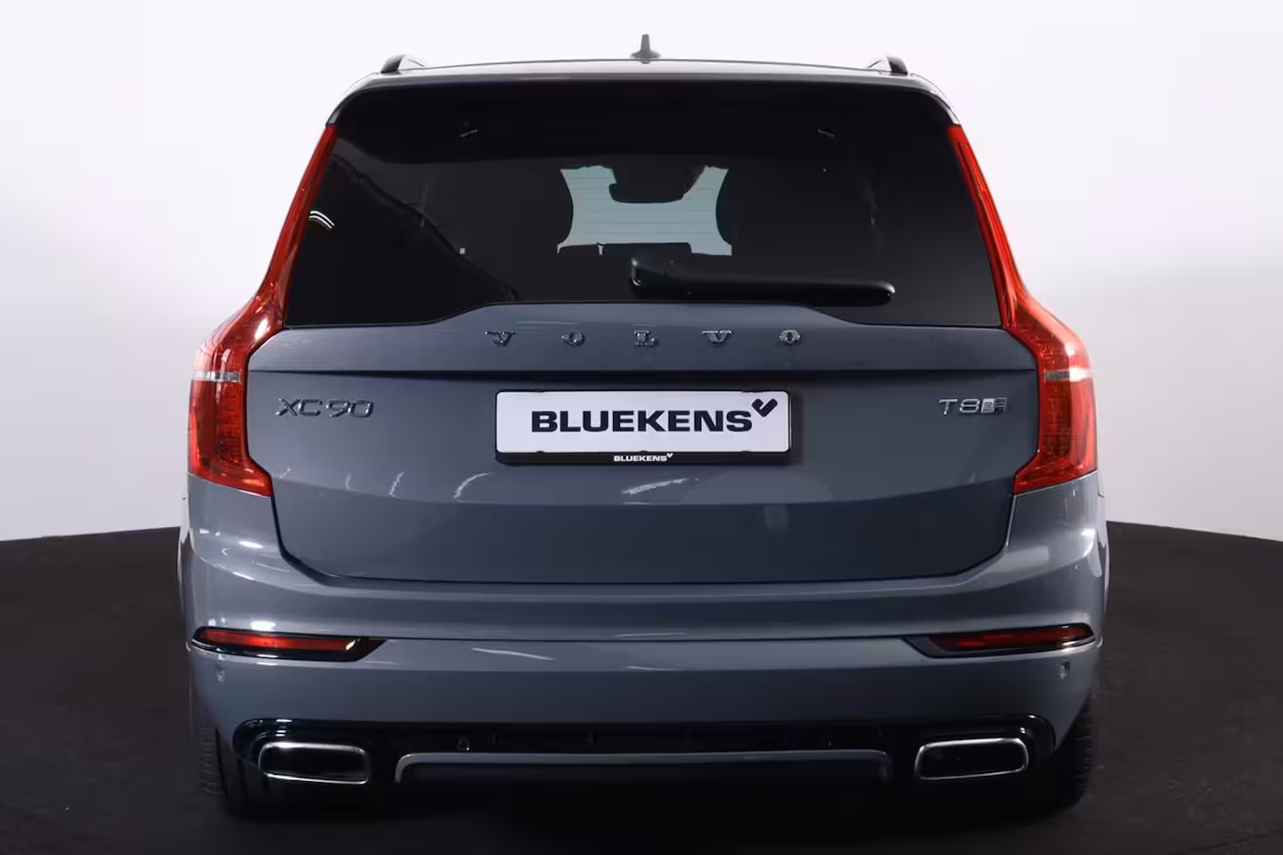 Volvo XC90 T8 Recharge AWD R-Design - Luchtvering - Panorama/schuifdak - IntelliSafe Assist & Surroun