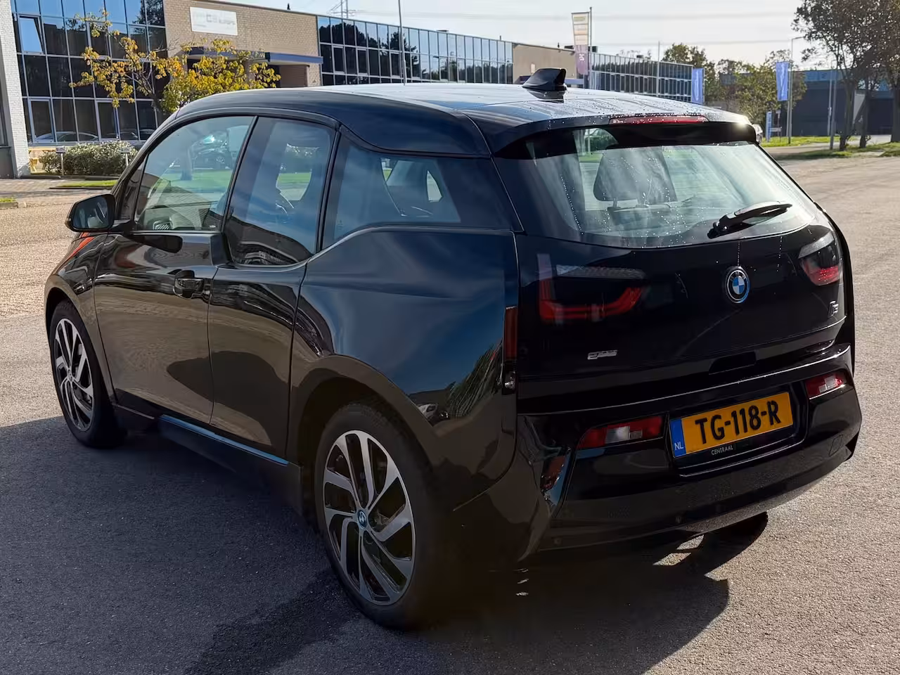 BMW i3 Basis 22 kWh CRUISE/CLIMA/NAVI/LMV/PDC