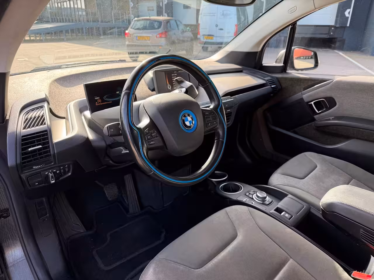 BMW i3 Basis 22 kWh CRUISE/CLIMA/NAVI/LMV/PDC