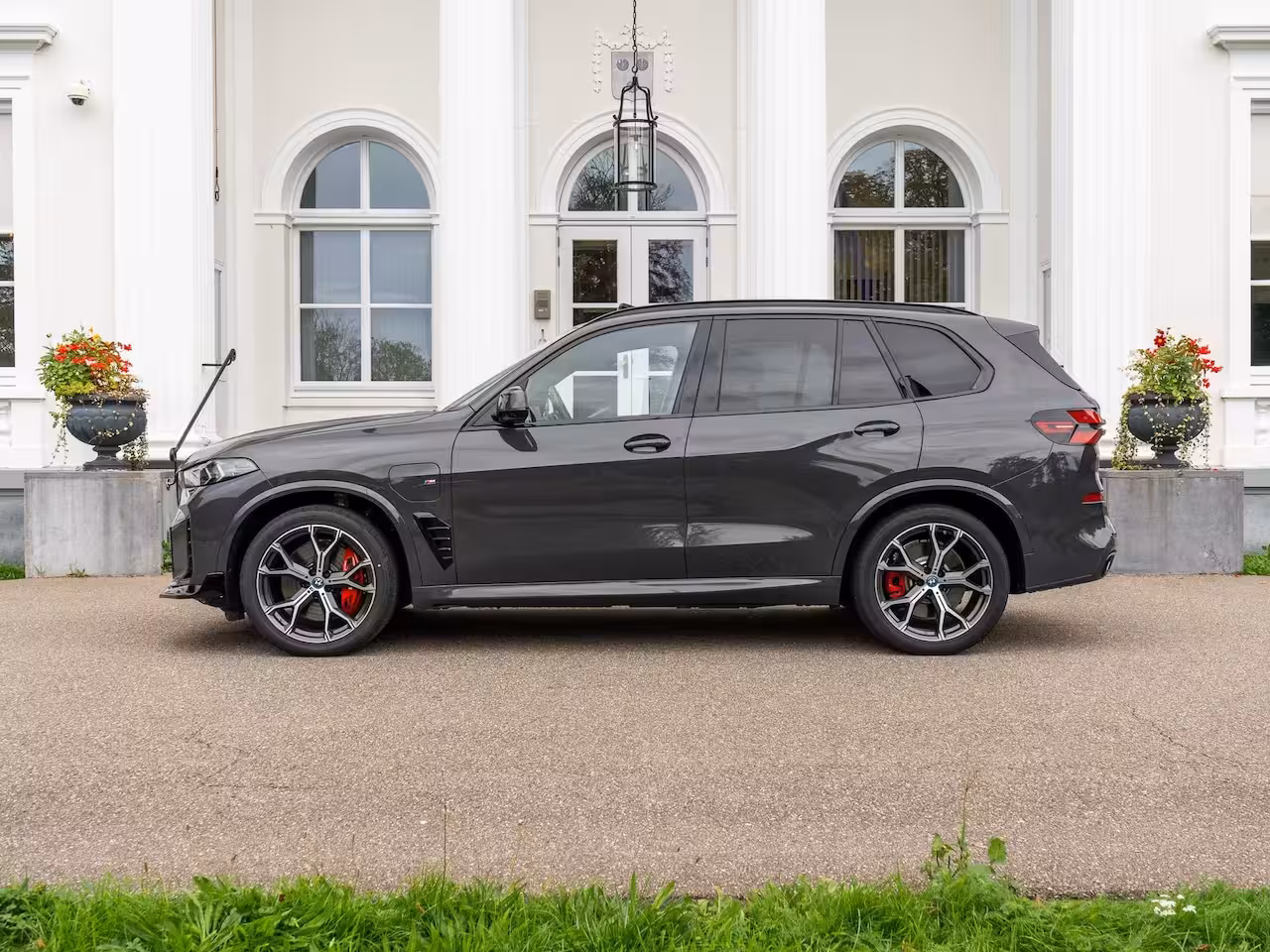 BMW X5 xDrive50e | Pano | Head-up | Soft-Close | Individual |