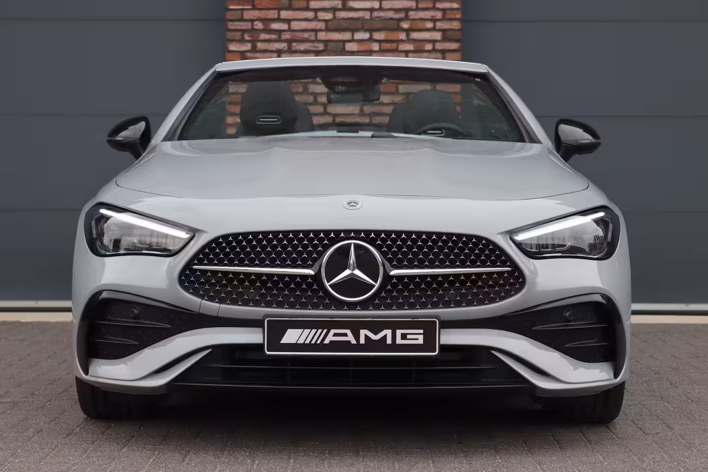Mercedes-Benz CLE Cabriolet 200 AMG Line | Distronic | Airscarf | Memory | Burmester | Keyless Go | Cabriocomfortpakke