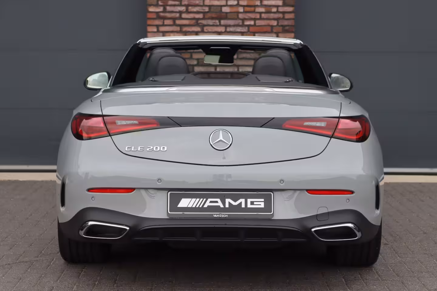 Mercedes-Benz CLE Cabriolet 200 AMG Line | Distronic | Airscarf | Memory | Burmester | Keyless Go | Cabriocomfortpakke