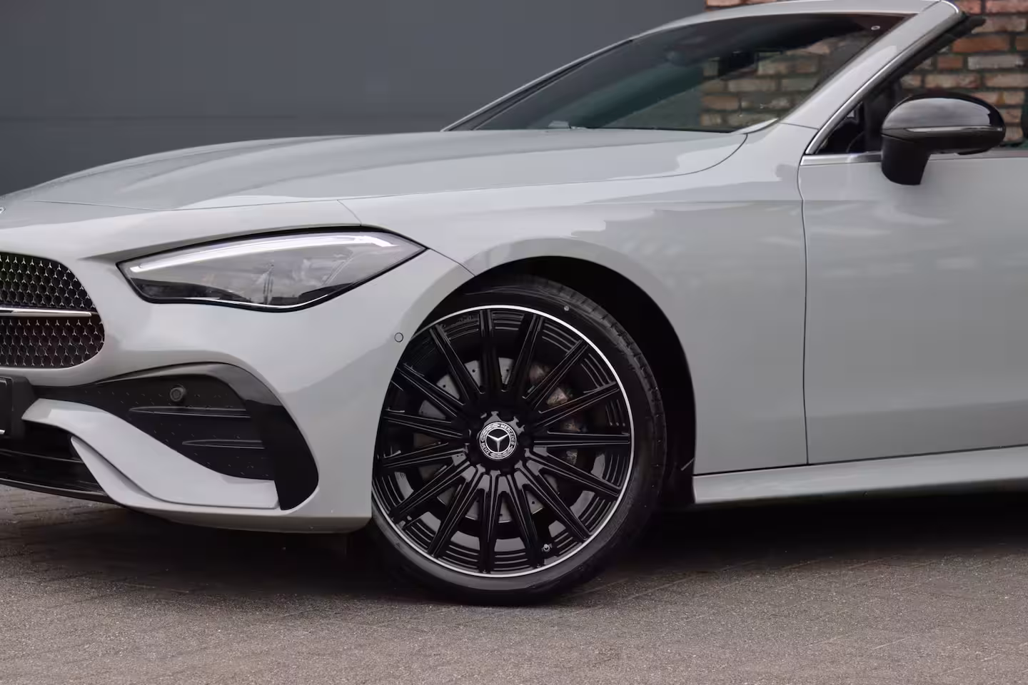 Mercedes-Benz CLE Cabriolet 200 AMG Line | Distronic | Airscarf | Memory | Burmester | Keyless Go | Cabriocomfortpakke
