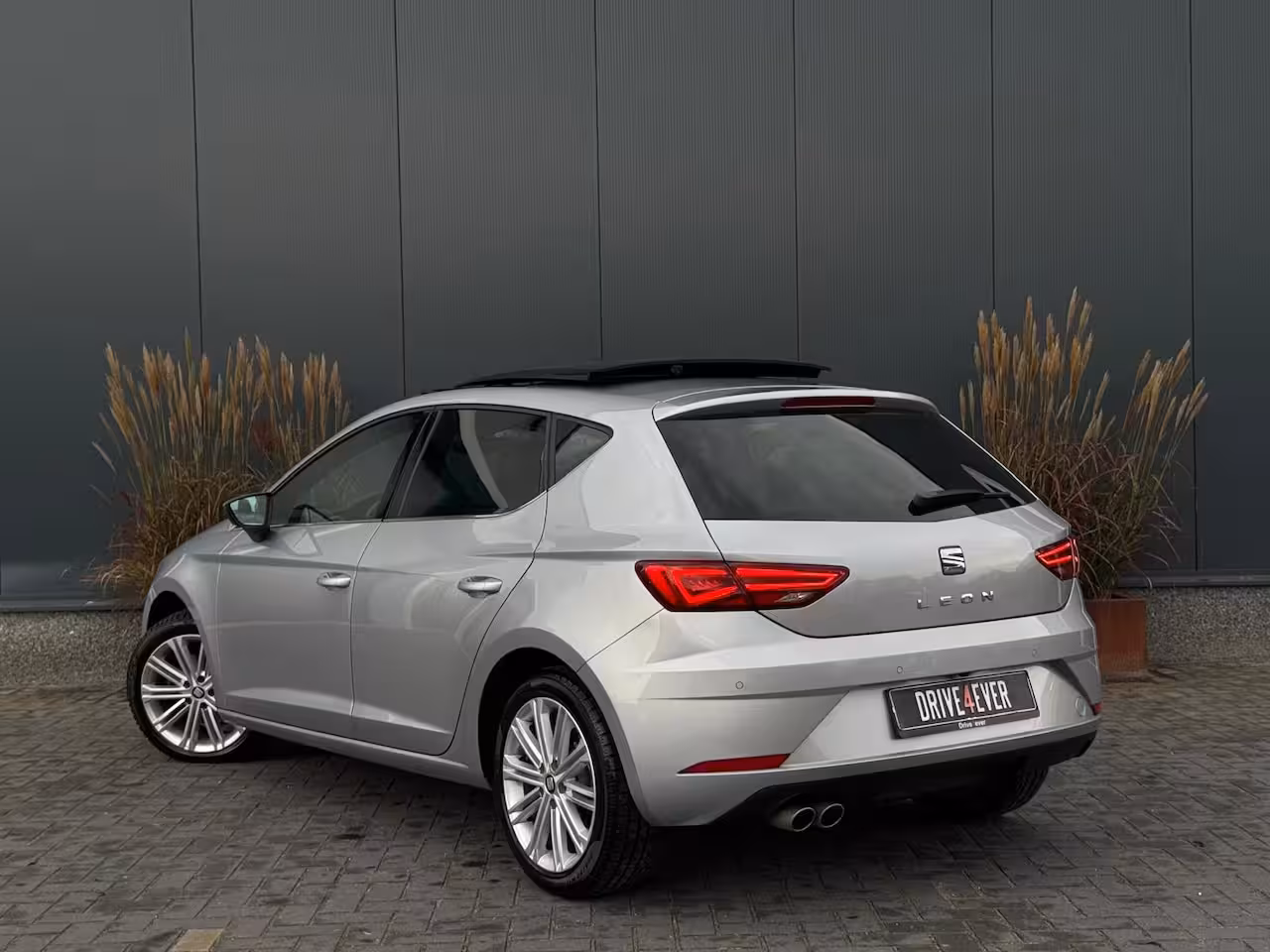 Seat Leon 1.5 TSI FR Ultimate PANO|NAVI|CR CONTROL|LEDER|LED