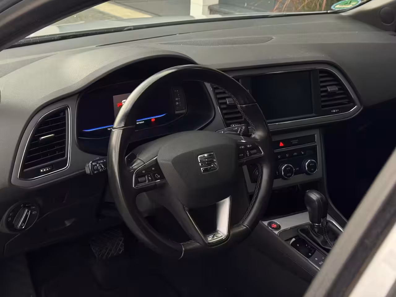 Seat Leon 1.5 TSI FR Ultimate PANO|NAVI|CR CONTROL|LEDER|LED