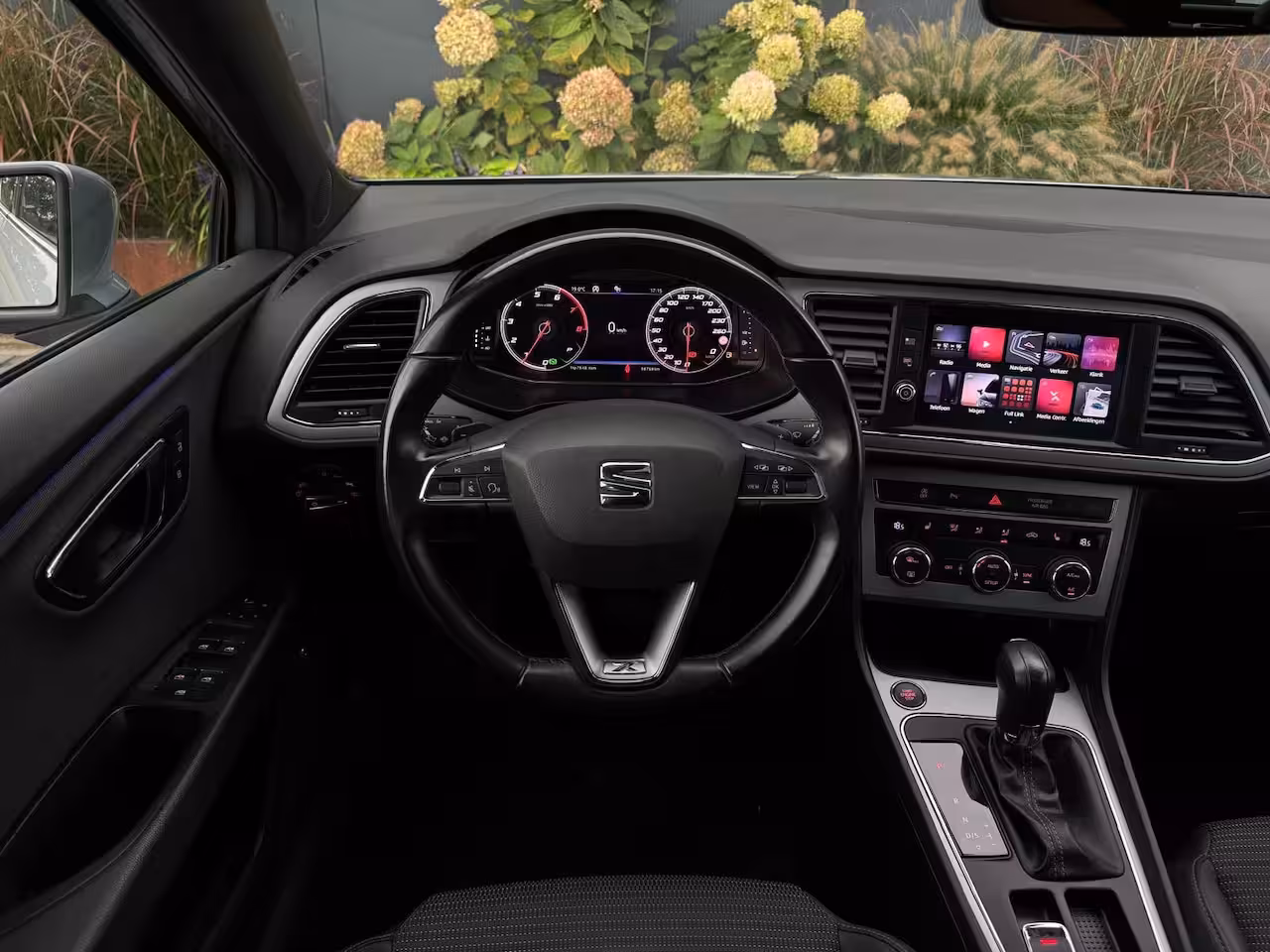 Seat Leon 1.5 TSI FR Ultimate PANO|NAVI|CR CONTROL|LEDER|LED