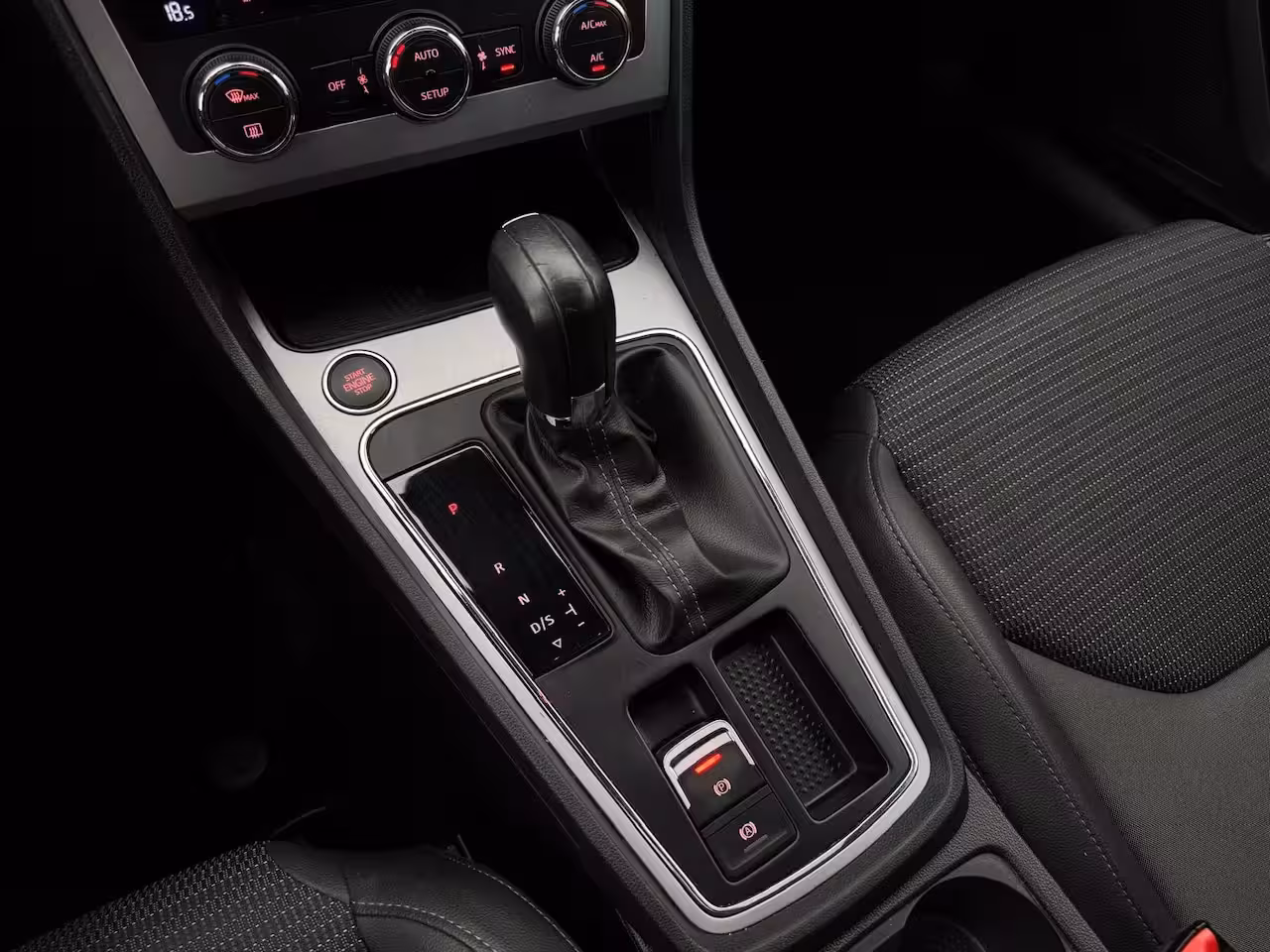 Seat Leon 1.5 TSI FR Ultimate PANO|NAVI|CR CONTROL|LEDER|LED