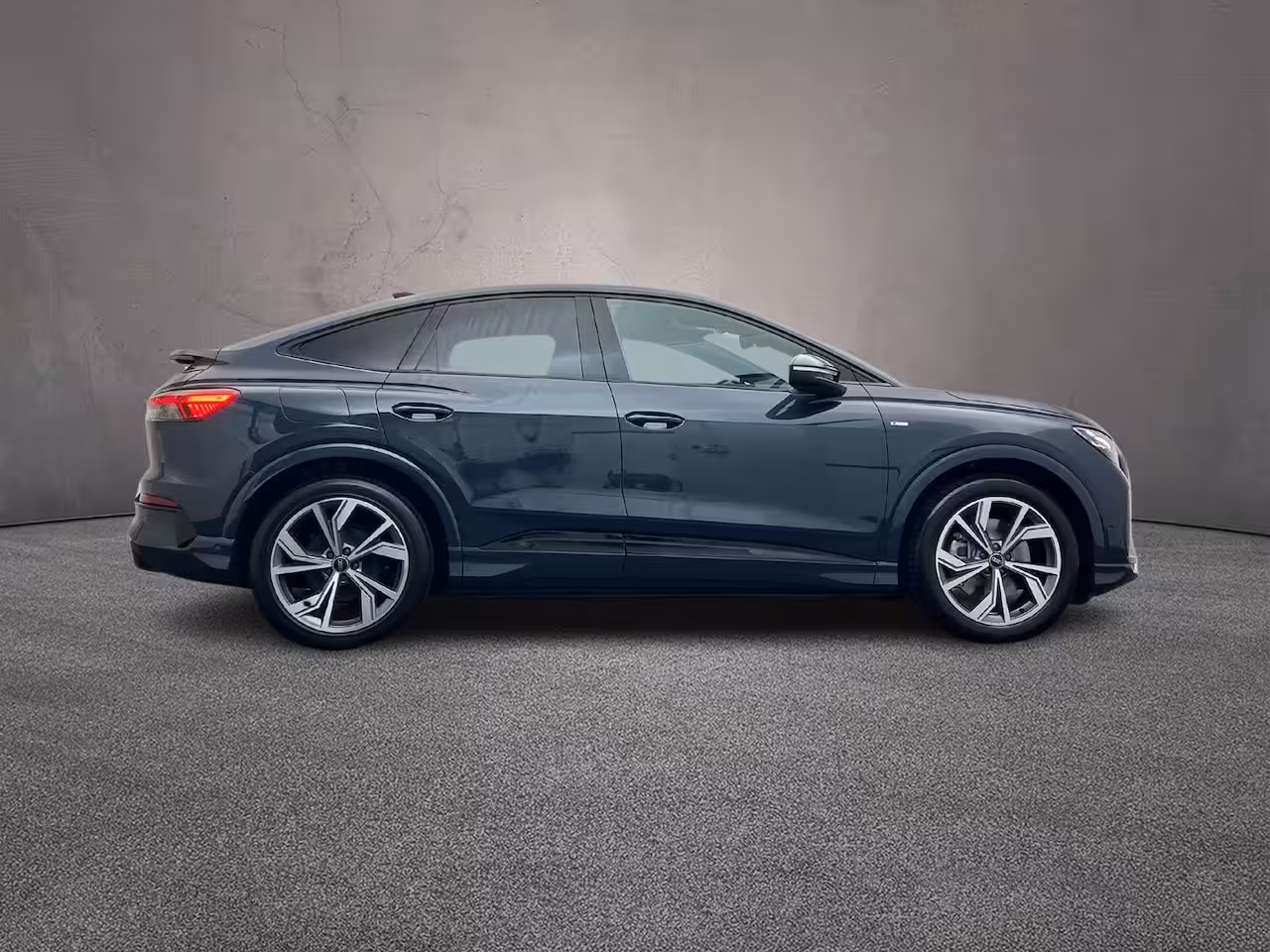 Audi Q4 Sportback e-tron e-tron performance 286pk S Edition